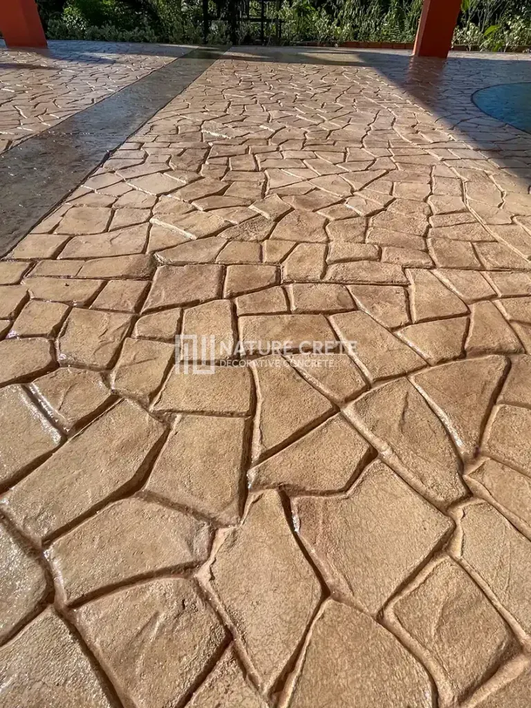คอนครีตพิมพ์ลาย Nature Crete ลาย Field Stone Portrait ซูมลายชัด