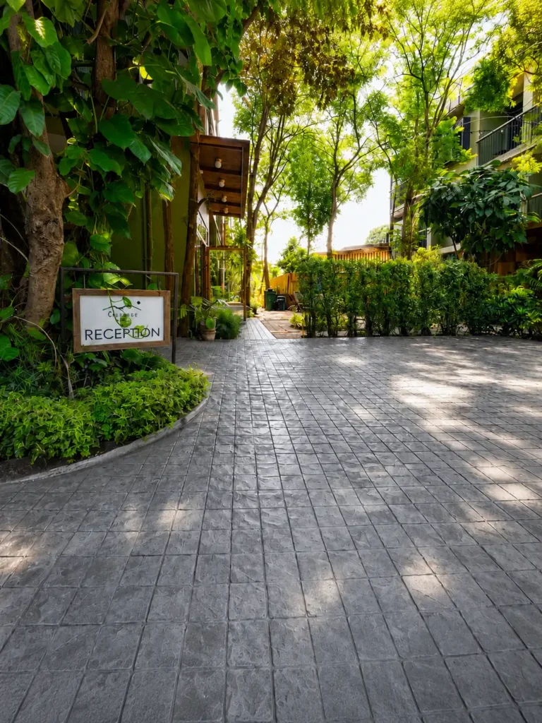 โรงแรม Gategaa Village เชียงใหม่ ลาย Granite 4x4 สีเทากลาง Cover