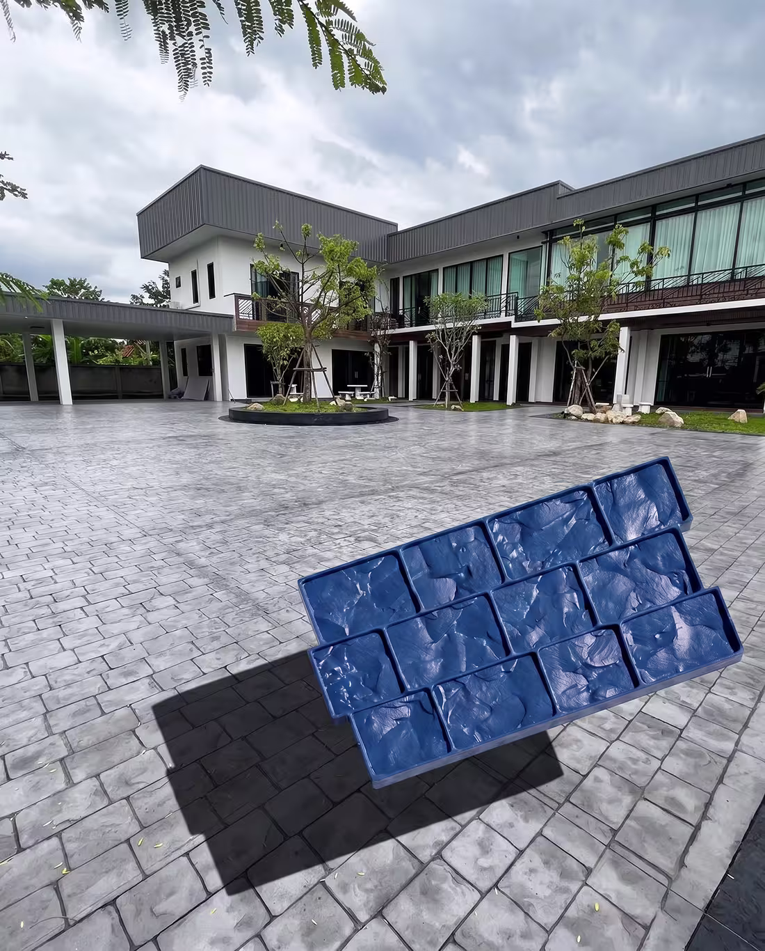 Nature Crete คอนกรีตพิมพ์ลาย London Cobble